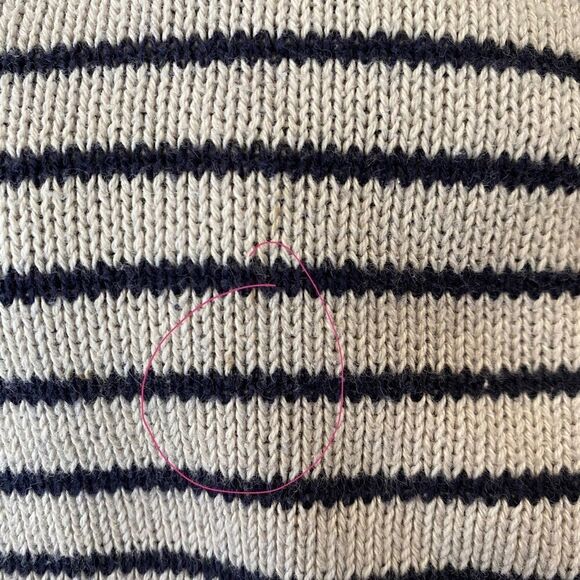 AMERICAN EAGLE Striped Knit Cream & Navy Sweater - Picture 5 of 8